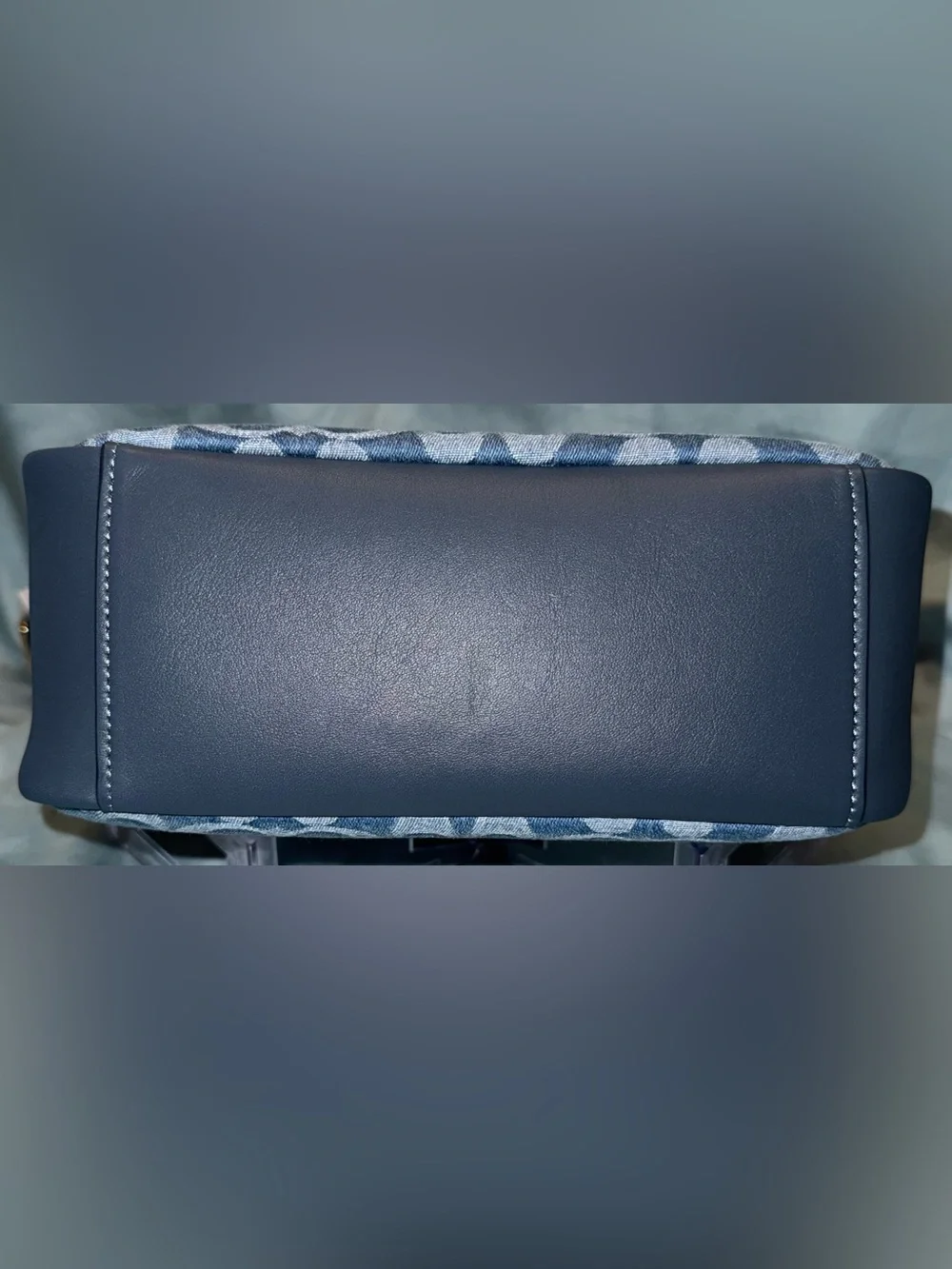 Coach CDB98 Hadley Convertible Crossbody Bag in Signature Denim - Picture 9 of 15